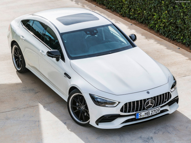 Mercedes-Benz AMG GT 4-Door фото