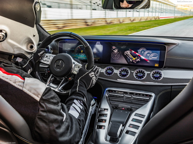 Mercedes-Benz AMG GT 4-Door фото