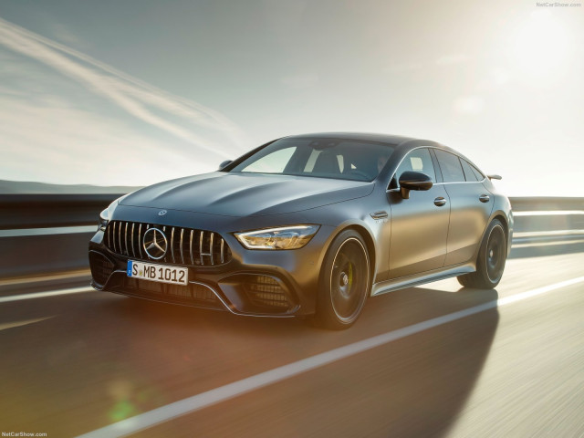 Mercedes-Benz AMG GT 4-Door фото