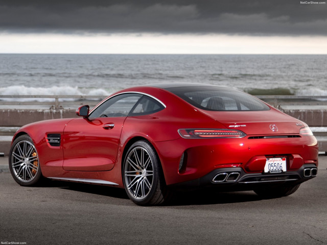 Mercedes-Benz AMG GT C  фото