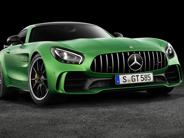 Mercedes-Benz AMG GT R фото