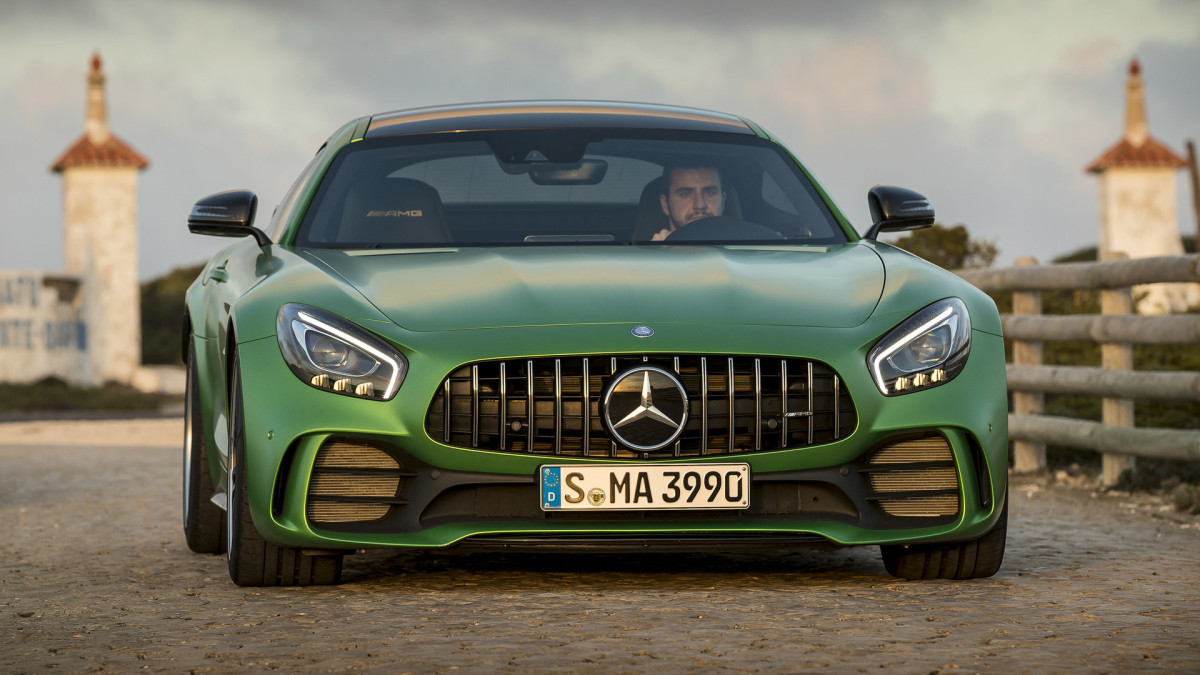 Mercedes-Benz AMG GT R фото 179013