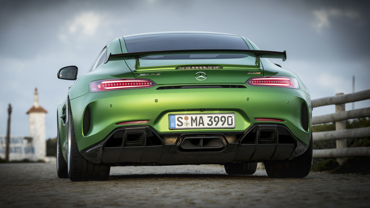 Mercedes-Benz AMG GT R фото 179015