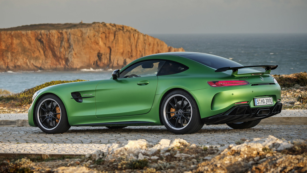 Mercedes-Benz AMG GT R фото 179016