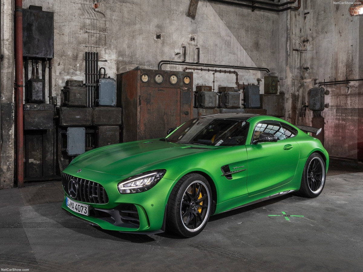 Mercedes-Benz AMG GT R фото 201363