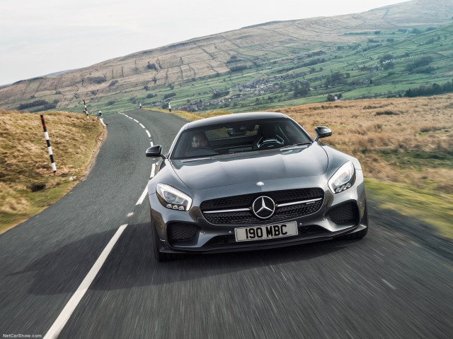 Mercedes-Benz AMG GT S фото