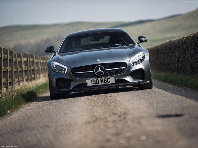 Mercedes-Benz AMG GT S фото