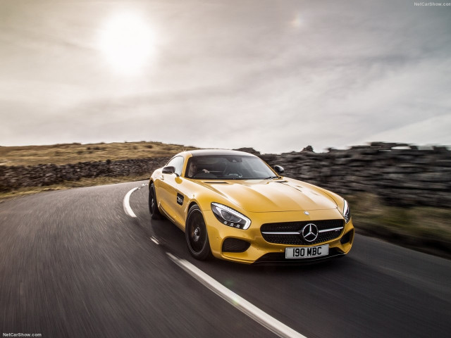 Mercedes-Benz AMG GT S фото