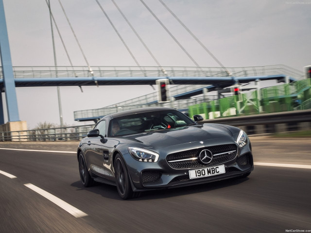 Mercedes-Benz AMG GT S фото