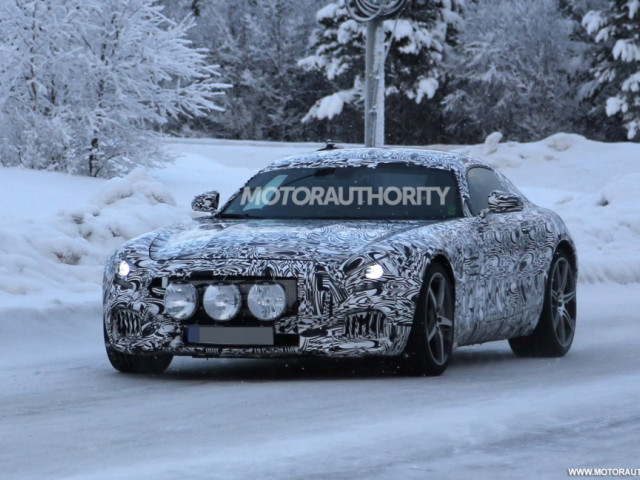 Mercedes-Benz AMG GT фото