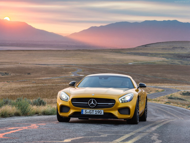 Mercedes-Benz AMG GT фото