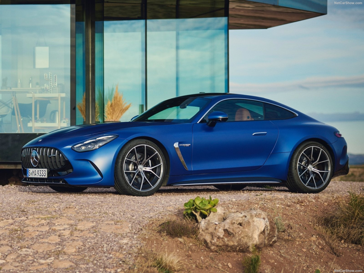 Mercedes-Benz AMG GT фото 211545