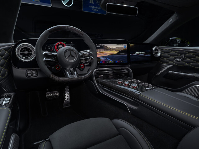 Mercedes-Benz AMG GT фото