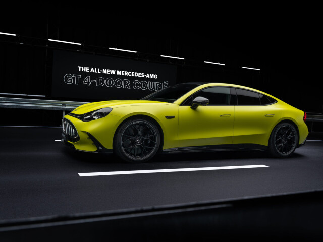 Mercedes-Benz AMG GT фото