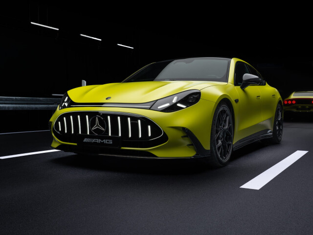 Mercedes-Benz AMG GT фото