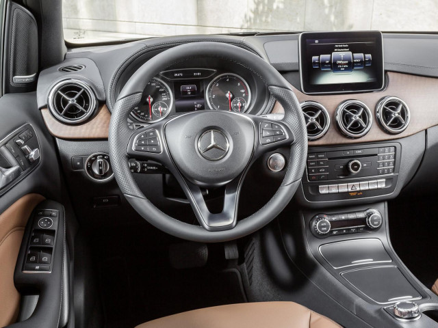 Mercedes-Benz B-Class фото