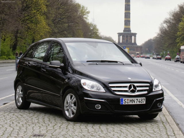 Mercedes-Benz B-Class фото