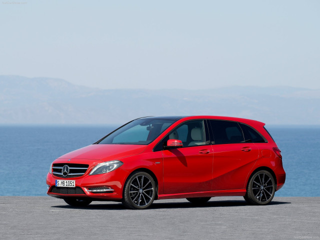 Mercedes-Benz B-Class фото