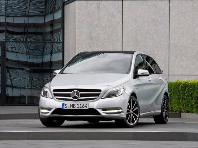 Mercedes-Benz B-Class фото