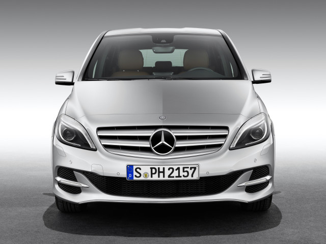 Mercedes-Benz B-Class фото