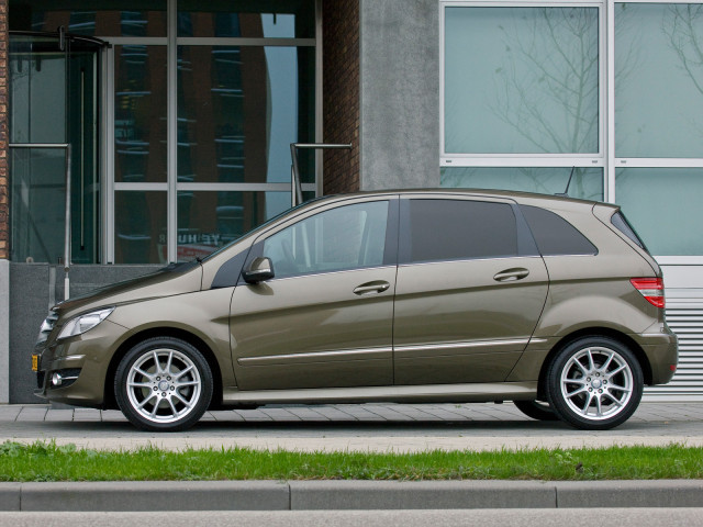 Mercedes-Benz B-Class фото