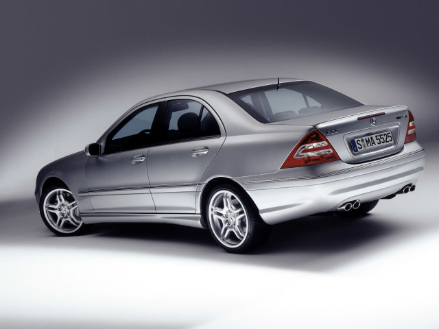 Mercedes-Benz C-Class AMG фото