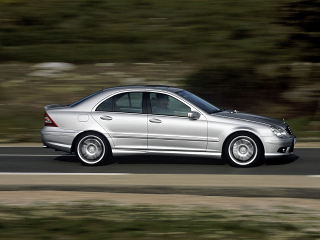 Mercedes-Benz C-Class AMG фото