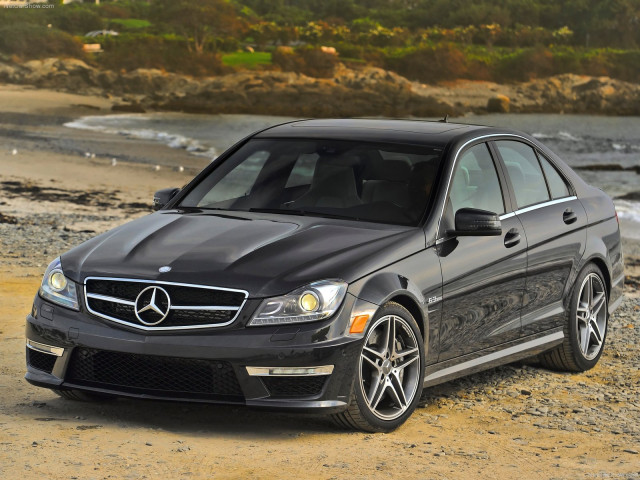 Mercedes-Benz C-Class AMG фото