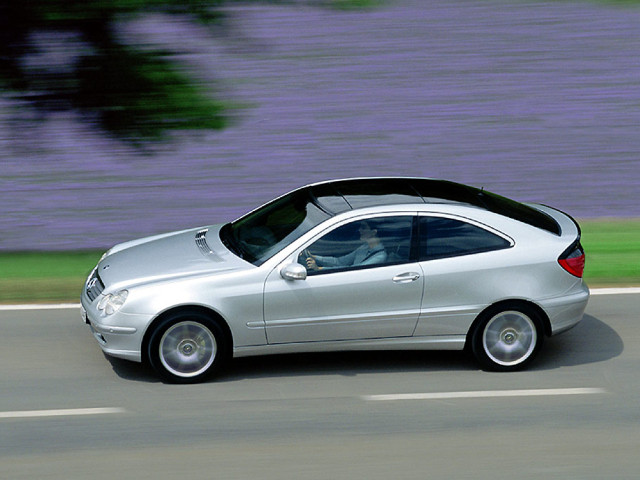 Mercedes-Benz C-Class Coupe фото