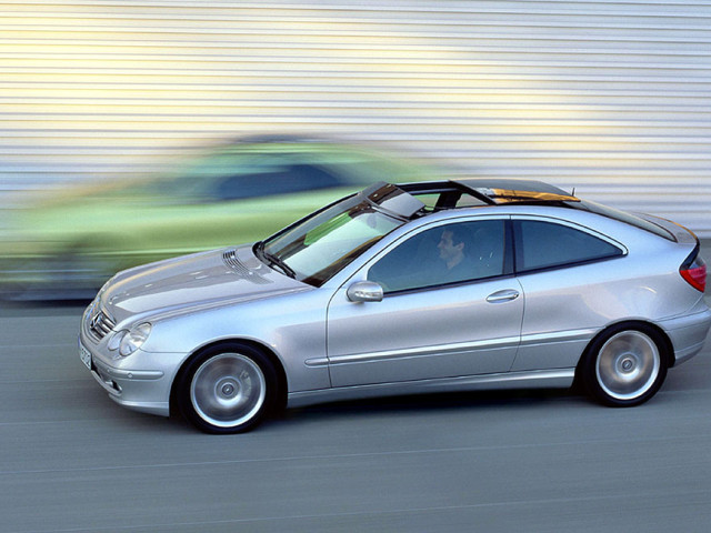 Mercedes-Benz C-Class Coupe фото