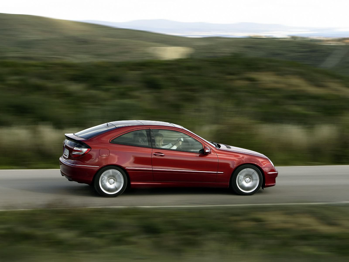 Mercedes-Benz C-Class Coupe фото 10844