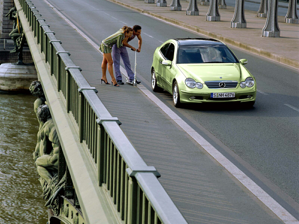 Mercedes-Benz C-Class Coupe фото 10888