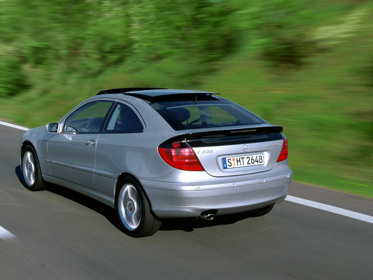 Mercedes-Benz C-Class Coupe фото 10896