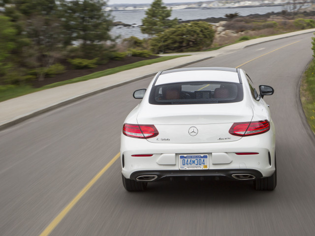 Mercedes-Benz C-Class Coupe фото