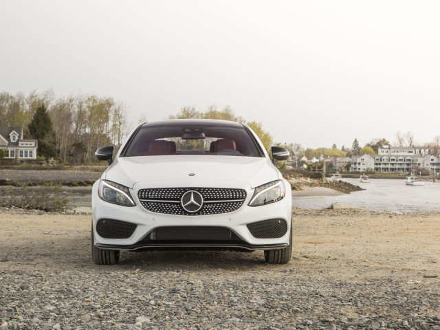 Mercedes-Benz C-Class Coupe фото