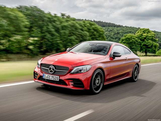 Mercedes-Benz C-Class Coupe фото