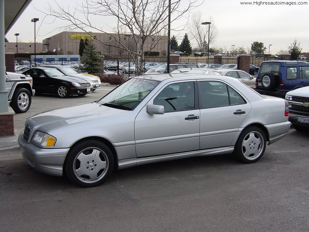 Mercedes-Benz C-Class W202 фото 1008