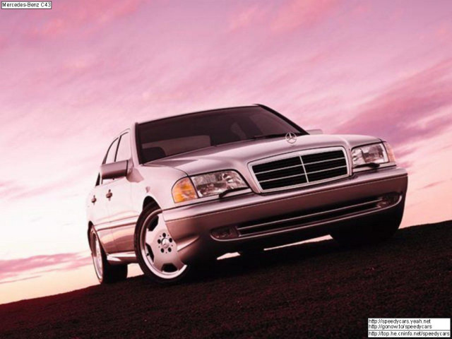 Mercedes-Benz C-Class W202 фото