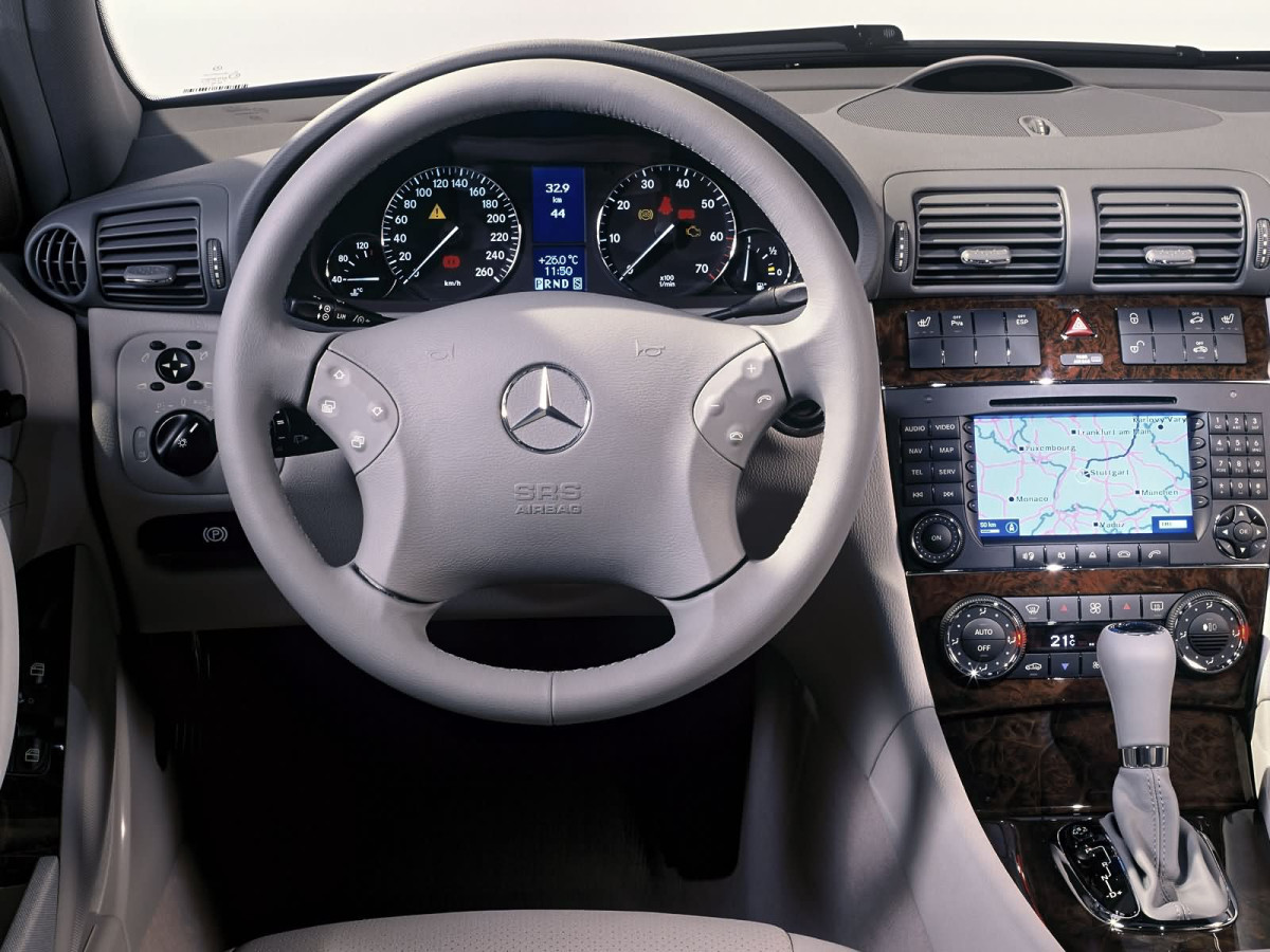 Mercedes-Benz C-Class W203 фото 10783