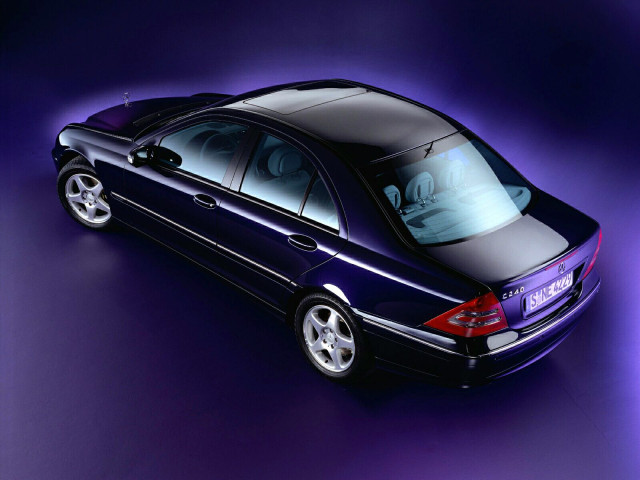 Mercedes-Benz C-Class W203 фото