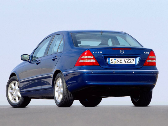 Mercedes-Benz C-Class W203 фото