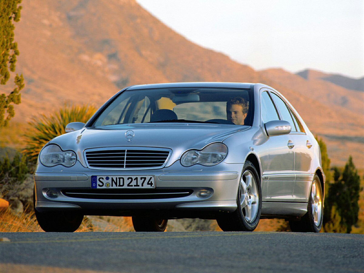 Mercedes-Benz C-Class W203 фото 10921