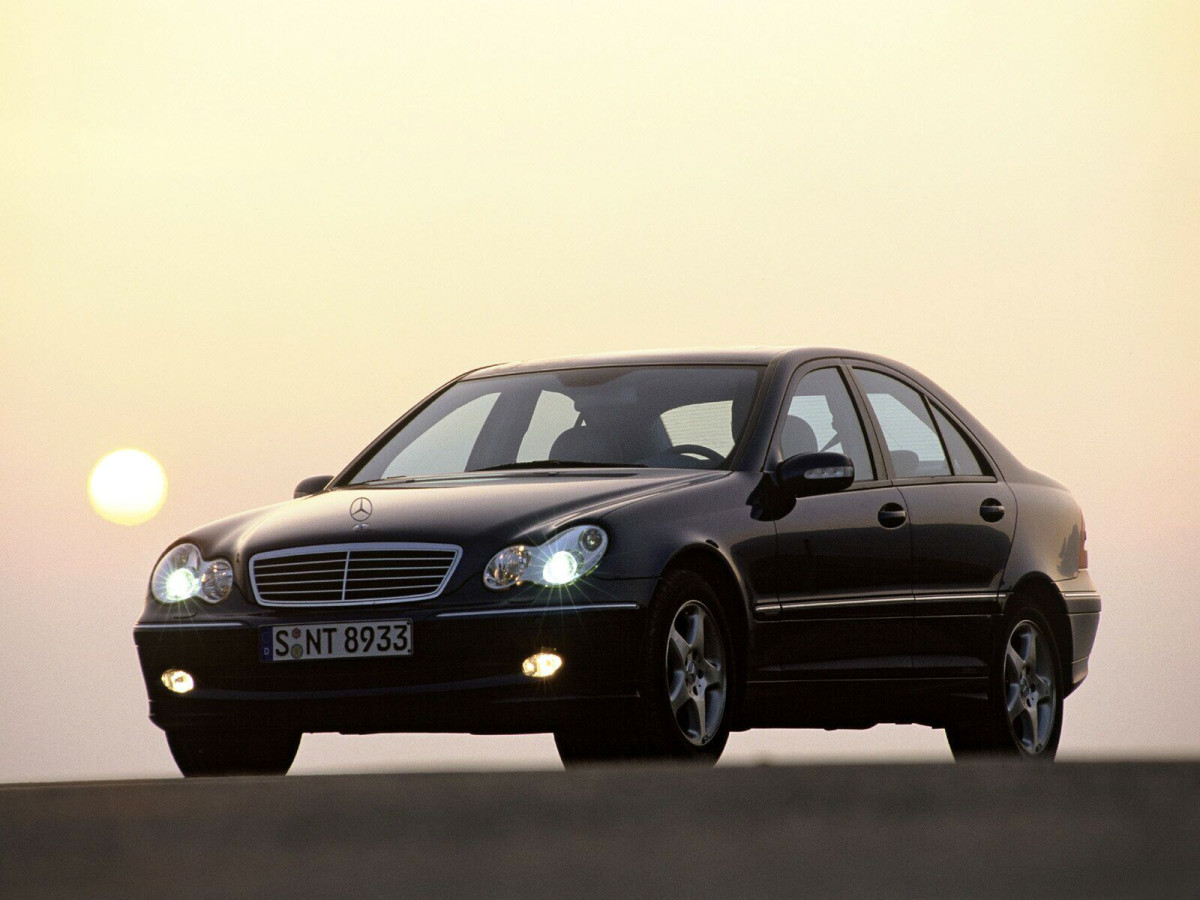 Mercedes-Benz C-Class W203 фото 10936