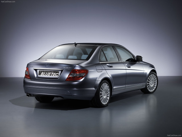 Mercedes-Benz C-Class W204 фото