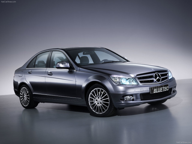 Mercedes-Benz C-Class W204 фото