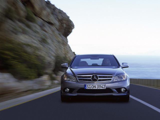 Mercedes-Benz C-Class W204 фото