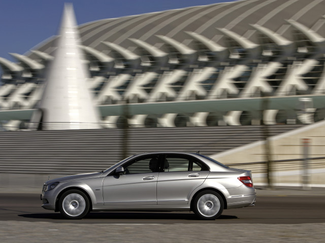 Mercedes-Benz C-Class W204 фото