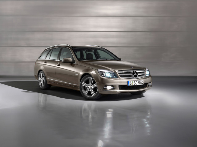 Mercedes-Benz C-Class W204 фото