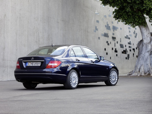 Mercedes-Benz C-Class W204 фото