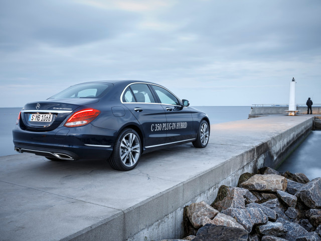 Mercedes-Benz C-Class W205 фото